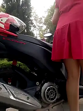 Zun 121 online show from October 10, 2025, 12:11 am