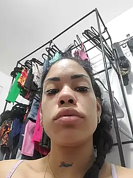 thaliacangri online show from November 14, 2025, 12:25 am