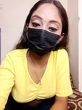 Snapshot of Kitty_18teen chatting on October 19, 2025, 11:57 am Kitty 18teen online show from October 19, 2025, 11:57 am