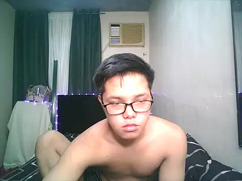 Snapshot of hot_babyboy26 chatting on October 27, 2025, 6:58 am hot babyboy26 online show from October 27, 2025, 6:58 am