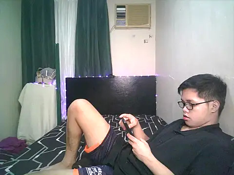 Snapshot of hot_babyboy26 chatting on November 2, 2025, 12:54 pm hot babyboy26 online show from November 2, 2025, 12:54 pm