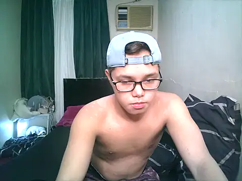 Snapshot of hot_babyboy26 chatting on November 20, 2025, 10:38 am hot babyboy26 online show from November 20, 2025, 10:38 am