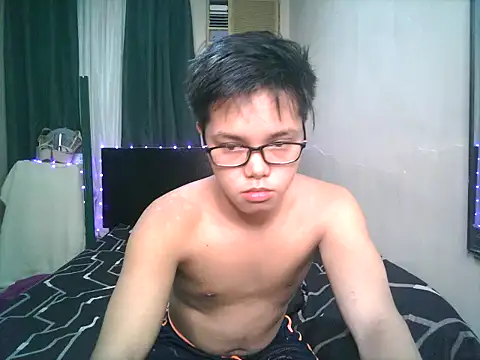 Snapshot of hot_babyboy26 chatting on November 3, 2025, 11:58 am hot babyboy26 online show from November 3, 2025, 11:58 am
