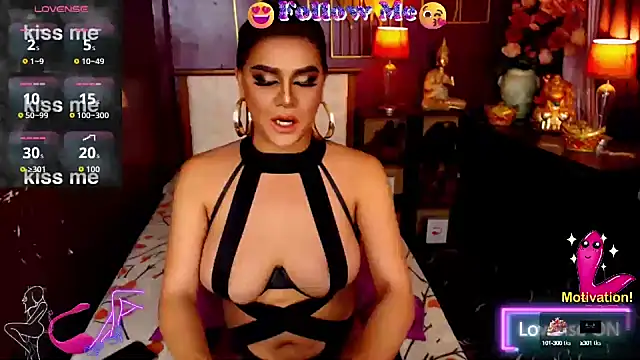 Snapshot of BombshellMARIA chatting on October 11, 2025, 6:14 am BombshellMARIA online show from October 11, 2025, 6:14 am