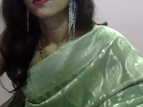 Snapshot of Laila_Cute chatting on July 8, 2026, 3:19 am Laila Cute online show from July 8, 2026, 3:19 am