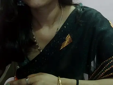 Laila Cute online show from May 7, 2026, 3:59 pm