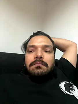 Jamesyyyyyy online show from October 1, 2025, 11:47 am