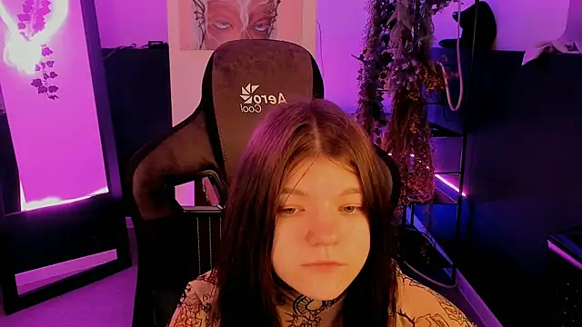 StasyaCollins online show from November 12, 2025, 6:56 pm