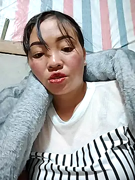 Snapshot of Minkine022 chatting on February 11, 2026, 8:31 pm Minkine022 online show from February 11, 2026, 8:31 pm