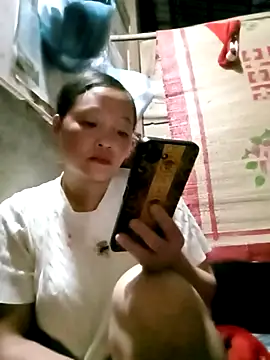 Minkine022 online show from October 8, 2025, 8:16 am