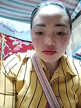 Snapshot of Minkine022 chatting on February 15, 2026, 12:59 pm Minkine022 online show from February 15, 2026, 12:59 pm