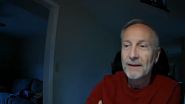 Snapshot of ApolloThrust chatting on November 10, 2025, 9:42 pm ApolloThrust online show from November 10, 2025, 9:42 pm