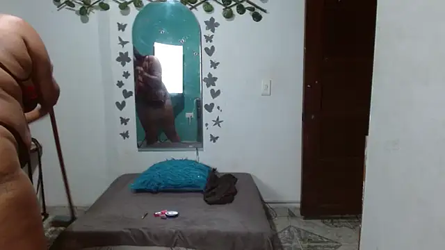 Ebony luna online show from March 8, 2026, 2:04 am