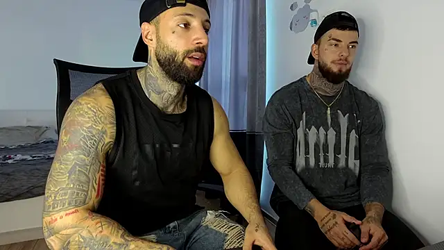 MasculineGuy99 online show from November 13, 2025, 7:34 am