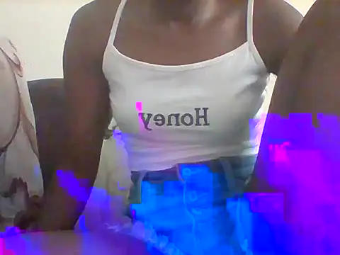 marociaMerl online show from October 13, 2025, 9:22 am