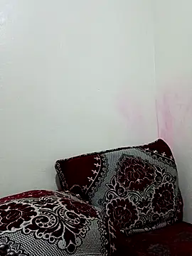 Miss-Queen online show from February 2, 2026, 11:04 pm