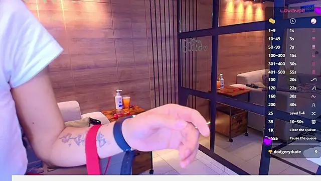 Matti sofia  online show from February 24, 2026, 10:49 am