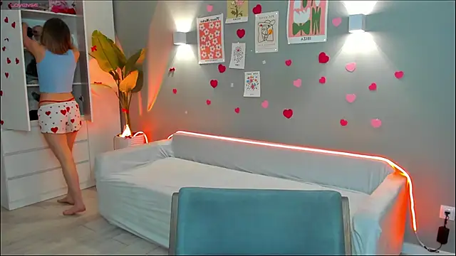 linakorvin online show from February 18, 2026, 1:40 pm