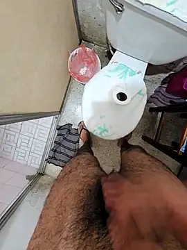 flakito1530 online show from November 13, 2025, 9:08 pm