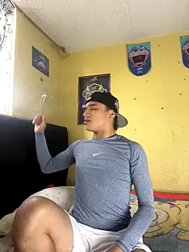 lyan t2 online show from October 15, 2025, 7:55 pm