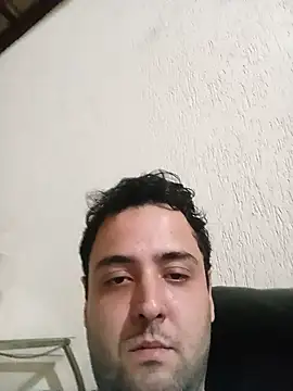 Snapshot of vitinhobb2 chatting on October 27, 2025, 12:00 am vitinhobb2 online show from October 27, 2025, 12:00 am