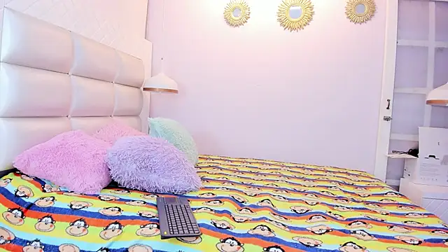 Hottie Guy online show from October 14, 2025, 6:19 pm