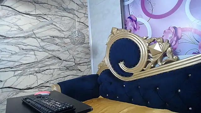 kimberly candy online show from October 25, 2025, 7:25 pm