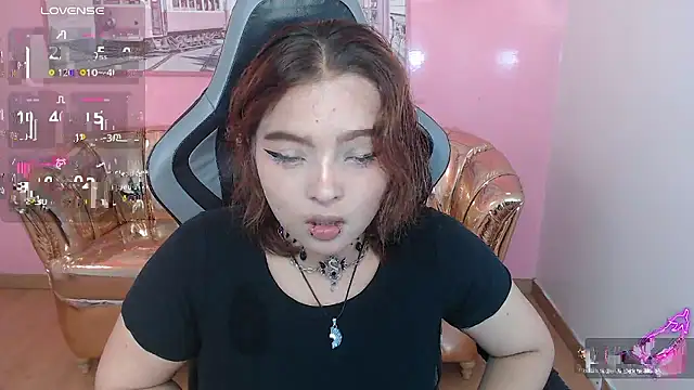 mia foster t online show from January 8, 2026, 1:17 pm