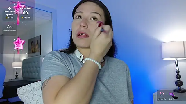 Snapshot of Mariaaam_ chatting on October 13, 2025, 11:34 am Mariaaam online show from October 13, 2025, 11:34 am