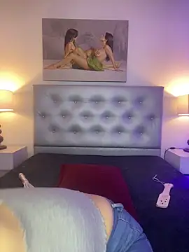 Snapshot of Mariaaam_ chatting on October 23, 2025, 11:31 am Mariaaam online show from October 23, 2025, 11:31 am