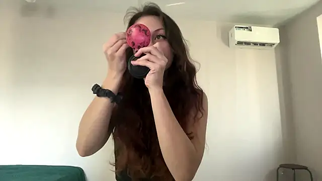 Snapshot of Nayra_flash chatting on October 24, 2025, 10:03 am Nayra flash online show from October 24, 2025, 10:03 am