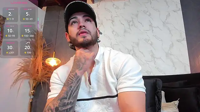 Snapshot of ElianKeiser chatting on November 11, 2025, 11:49 am ElianKeiser online show from November 11, 2025, 11:49 am