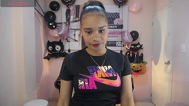 ingrid03 taffur online show from October 30, 2025, 9:11 pm