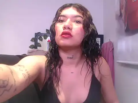 atenea blu online show from November 27, 2025, 2:56 am