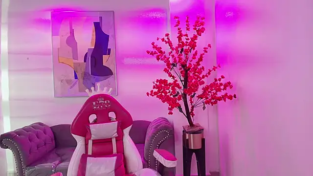 Snapshot of Summer_miller chatting on February 9, 2026, 11:30 am Summer miller online show from February 9, 2026, 11:30 am