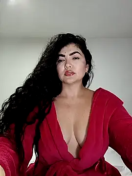 tutisex  online show from October 14, 2025, 4:57 am