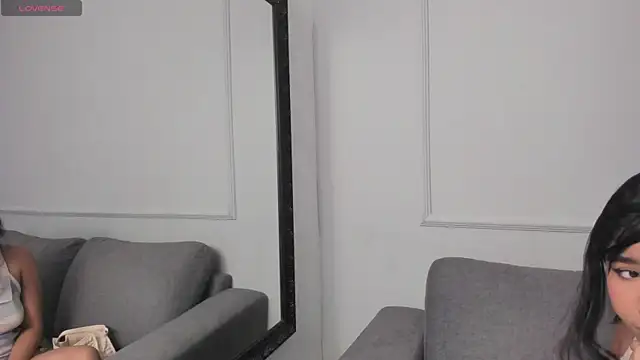 Nahomycarterr online show from February 19, 2026, 11:51 am