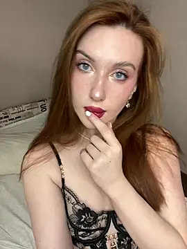 Snapshot of Evelyn39 chatting on January 11, 2026, 3:41 pm Evelyn39 online show from January 11, 2026, 3:41 pm