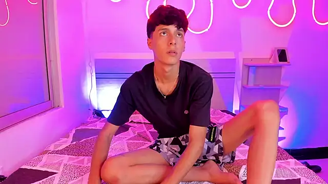 luccas ferreira online show from October 19, 2025, 8:33 pm