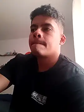 luigidickk online show from October 23, 2025, 6:39 pm