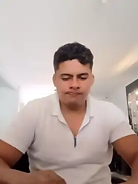 luigidickk online show from May 2, 2026, 3:39 pm