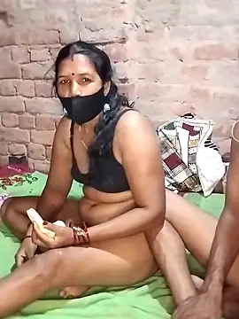 Snapshot of Rani_089 chatting on November 6, 2025, 4:33 pm Rani 089 online show from November 6, 2025, 4:33 pm