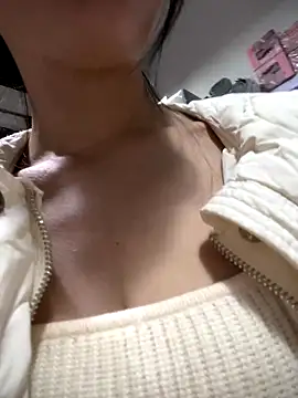 Snapshot of yourkeer chatting on November 11, 2025, 2:34 pm yourkeer online show from November 11, 2025, 2:34 pm