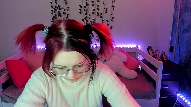 shy elina01 online show from November 18, 2025, 10:18 am