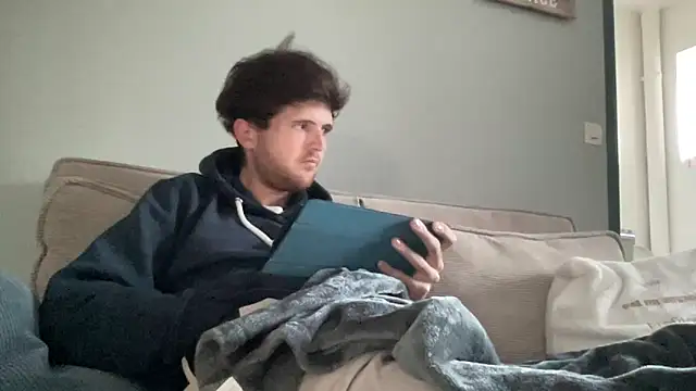 Snapshot of VersaGoo chatting on October 15, 2025, 3:09 pm VersaGoo online show from October 15, 2025, 3:09 pm