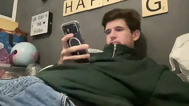 Snapshot of VersaGoo chatting on November 27, 2025, 5:46 pm VersaGoo online show from November 27, 2025, 5:46 pm