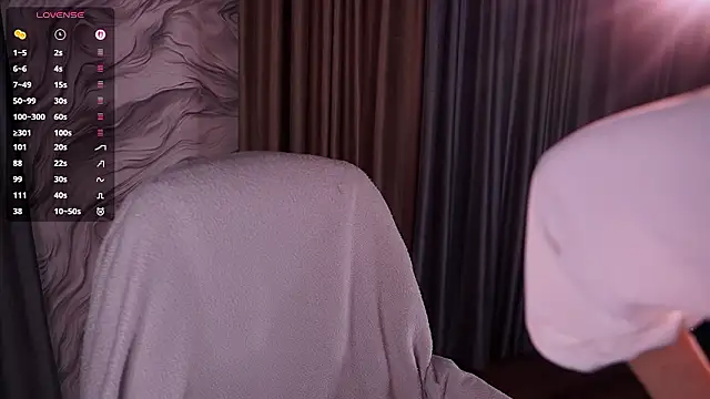 Snapshot of ElizabethMilller_ chatting on February 23, 2026, 10:32 pm ElizabethMilller online show from February 23, 2026, 10:32 pm