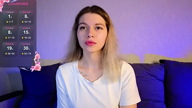 Snapshot of ashhque chatting on November 4, 2025, 8:01 pm ashhque online show from November 4, 2025, 8:01 pm