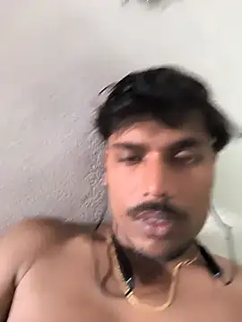 Snapshot of honestbbadboy chatting on October 28, 2025, 8:02 am honestbbadboy online show from October 28, 2025, 8:02 am