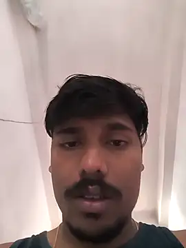 Snapshot of honestbbadboy chatting on November 16, 2025, 6:18 am honestbbadboy online show from November 16, 2025, 6:18 am